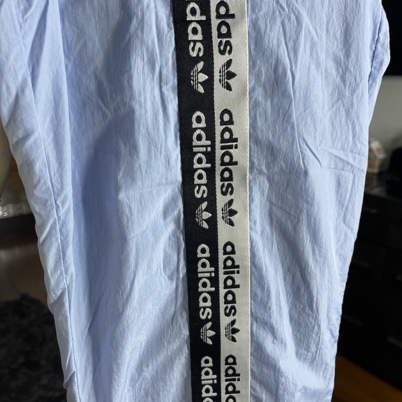 🩵 Adidas Track Pants seen on Hailey Bieber - Picture 4 of 5